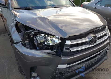 2017 Toyota Highlander Le Plus из США, поврежденный, VIN 5TDBZRFH5HS443592